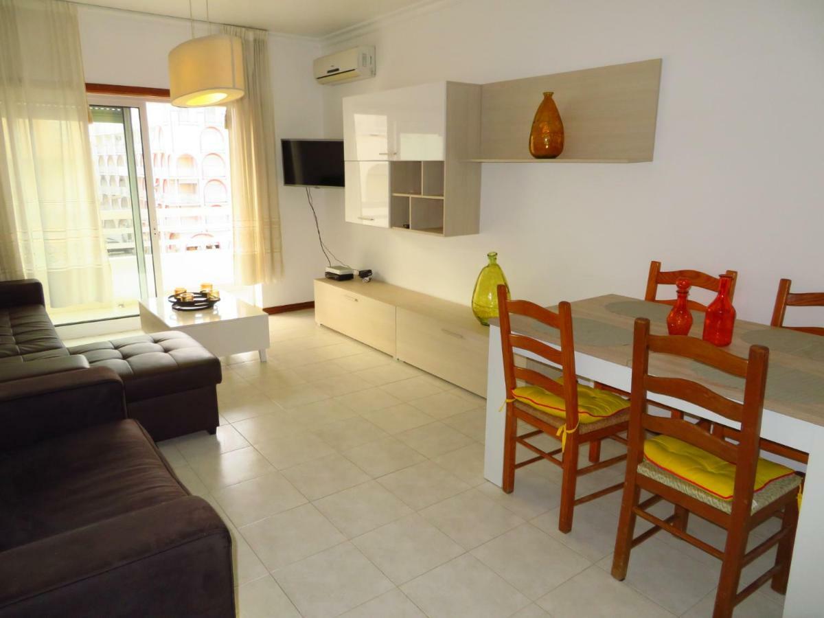 מונטה גורדו Apartamentos Carolino מראה חיצוני תמונה